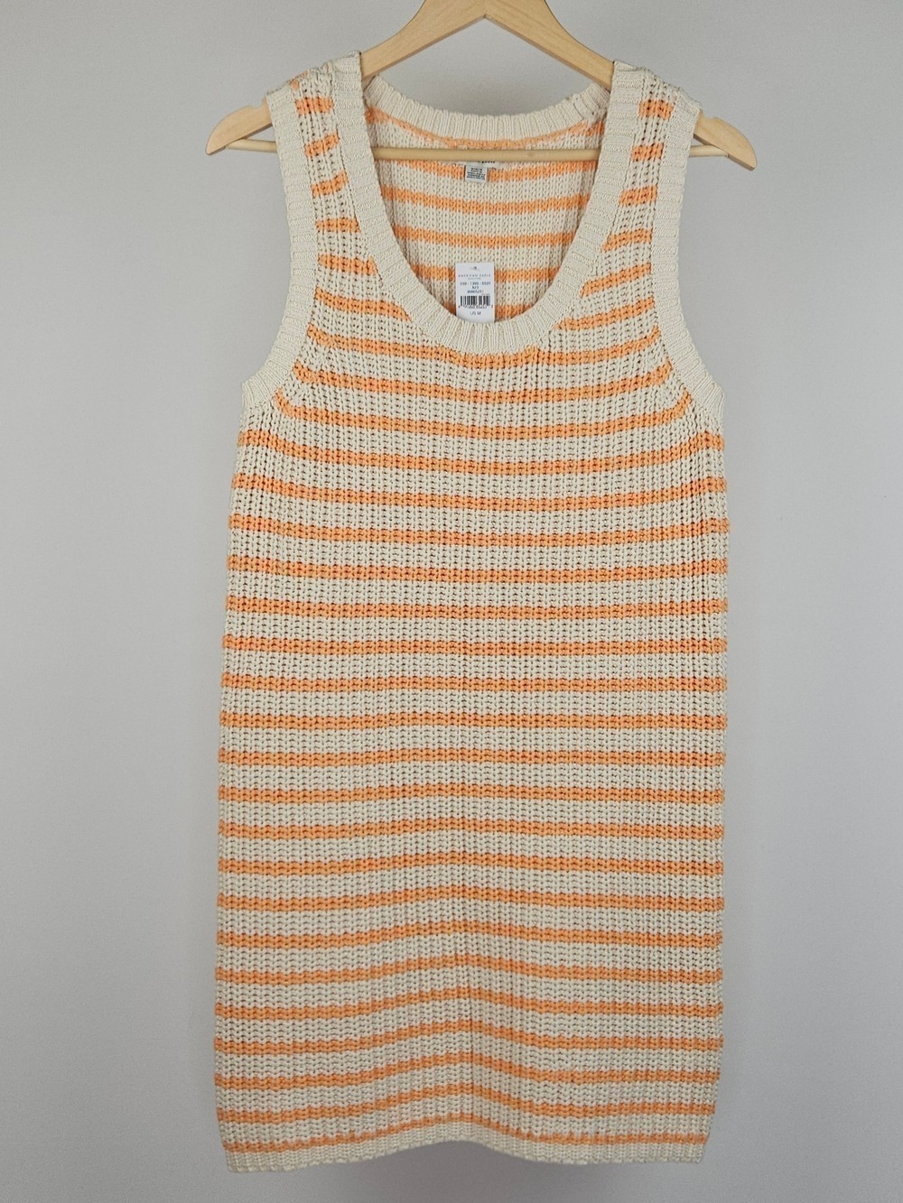 American Eagle Chunky Knit Sweater Vest Cream Orange Striped Top Size Medium